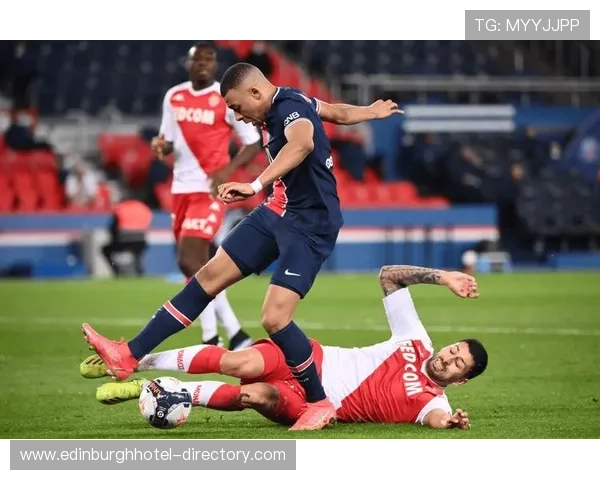 里昂近期比赛亮点：进攻端表现稳健，状态持续提升