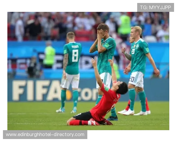 多特蒙德战术失衡与更衣室动荡问题持续,争冠形势已受显著影响 多特蒙德战术失衡与更衣室动荡问题持续,争冠形势已受显著影响